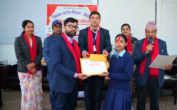 शिक्षक विद्यार्थी वक्तृत्वकला प्रतियोगिता ।